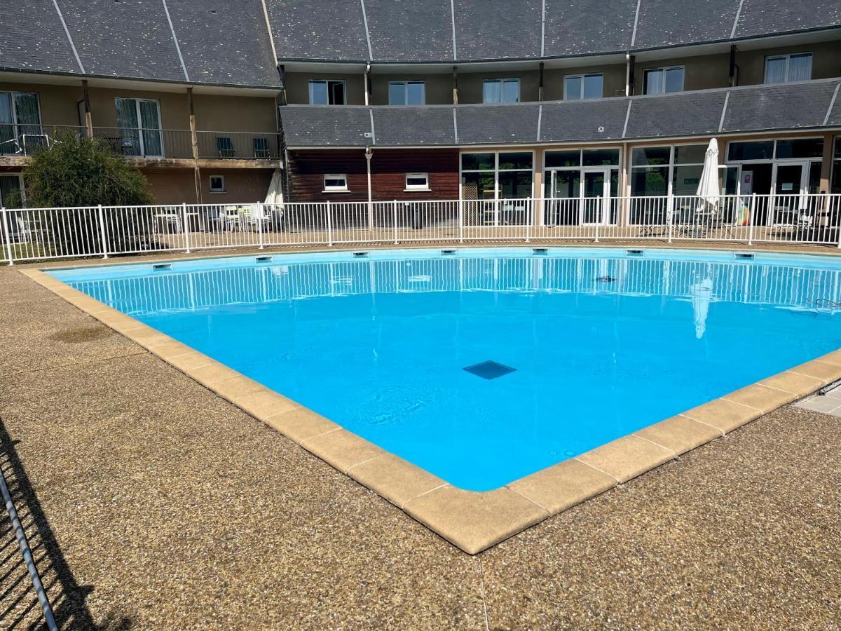 Appartement Le Freya Avec Terrasse A 5 Min Honfleur - Piscine - Parking - Wifi Équemauville Kültér fotó