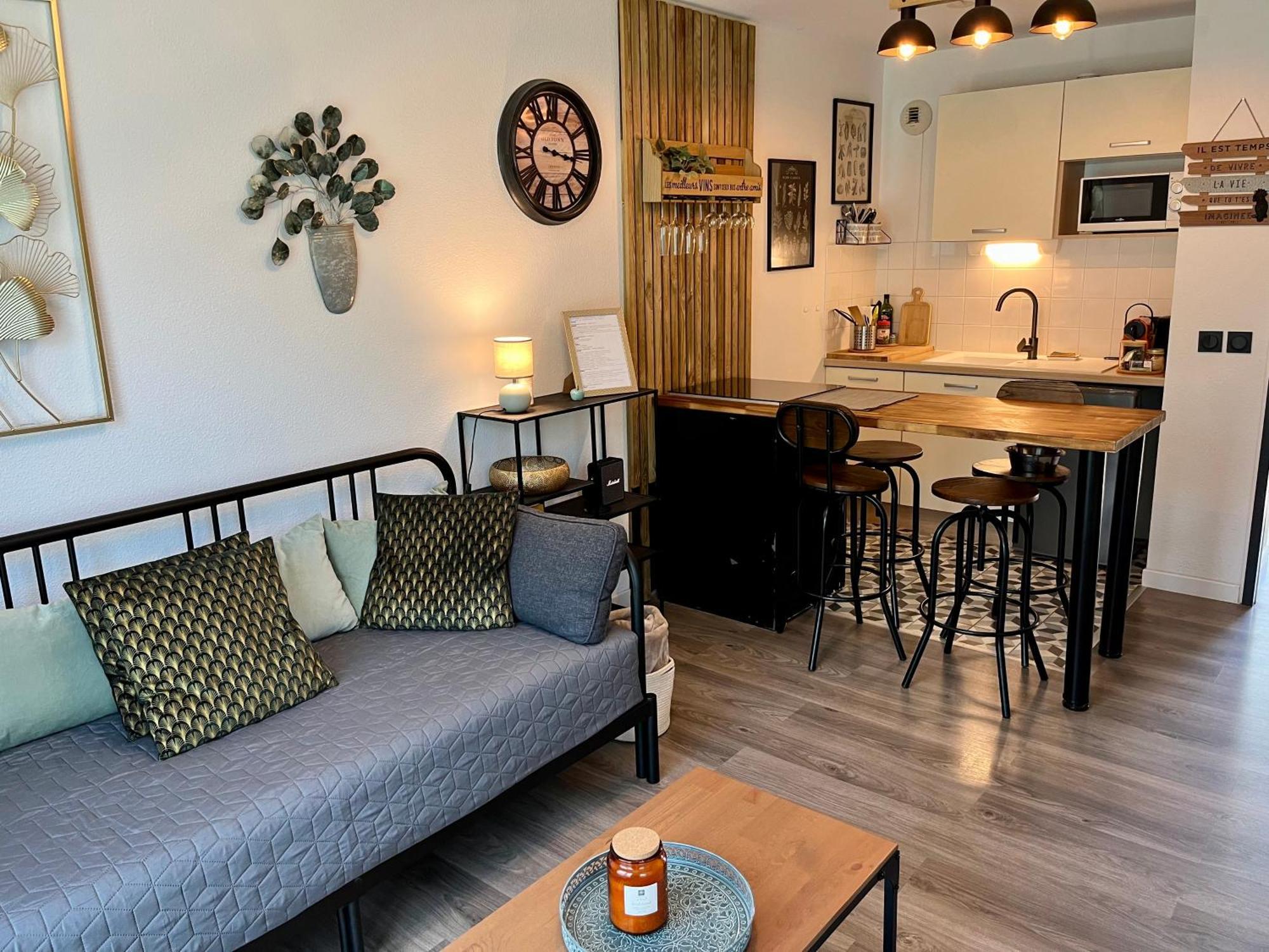 Appartement Le Freya Avec Terrasse A 5 Min Honfleur - Piscine - Parking - Wifi Équemauville Kültér fotó
